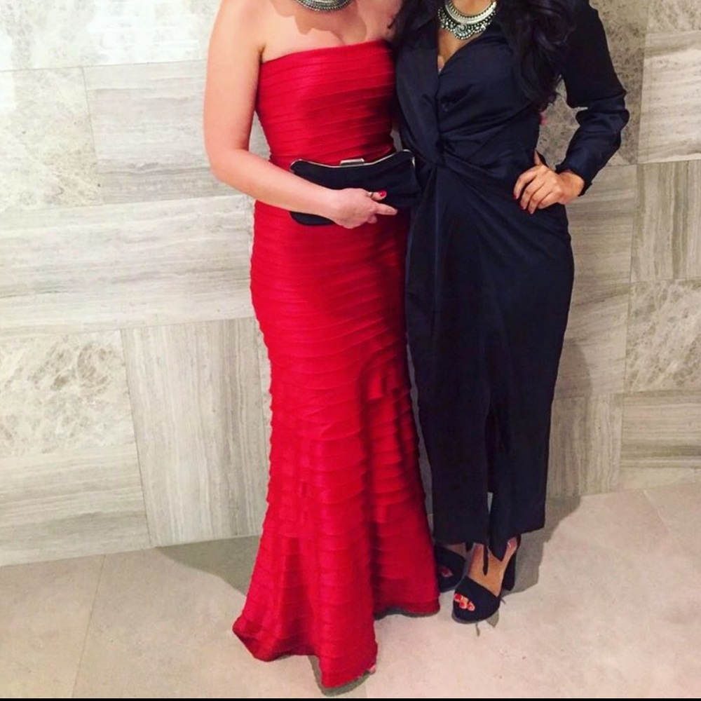 Long PROM couture red dress - size 0 / 2
